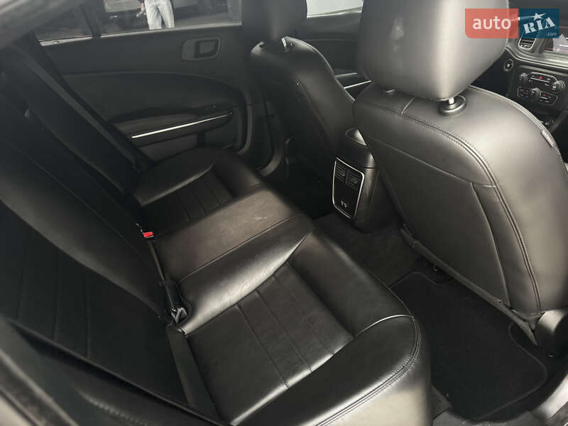 Седан Dodge Charger 2017 в Житомире