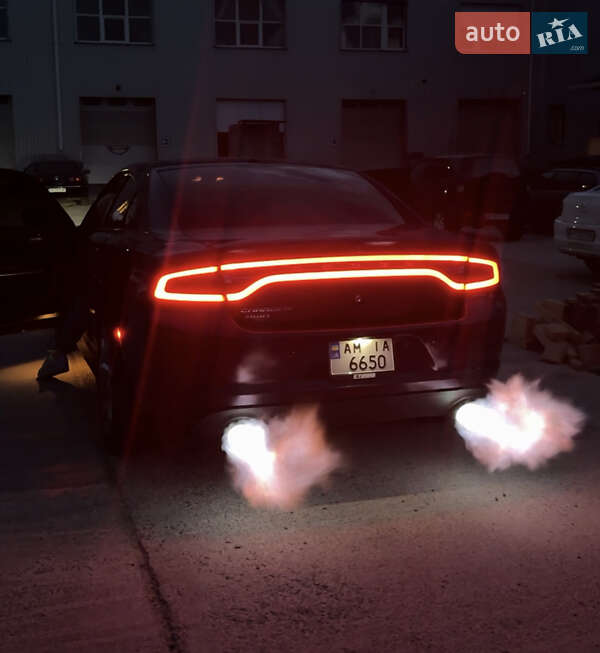 Dodge Charger 2017
