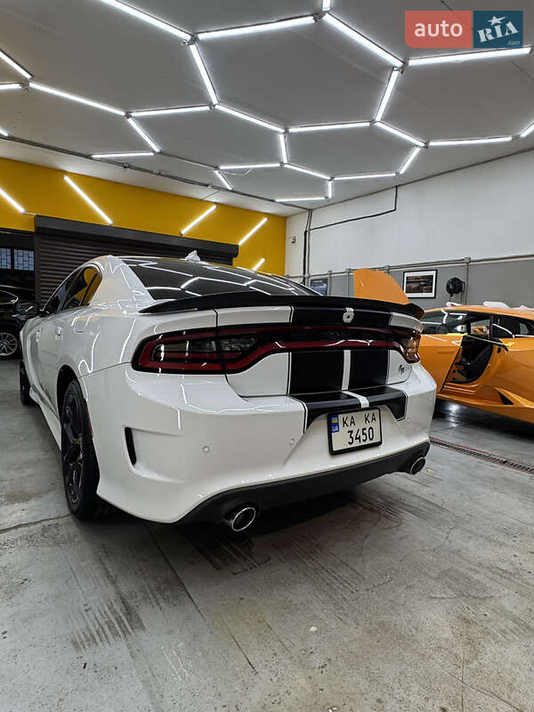 Седан Dodge Charger 2020 в Киеве