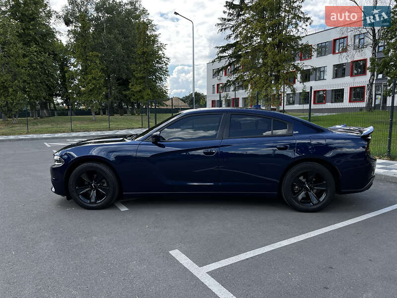 Седан Dodge Charger 2015 в Бородянке