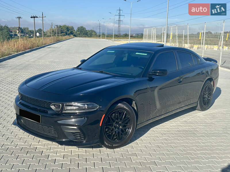 Dodge Charger 2020