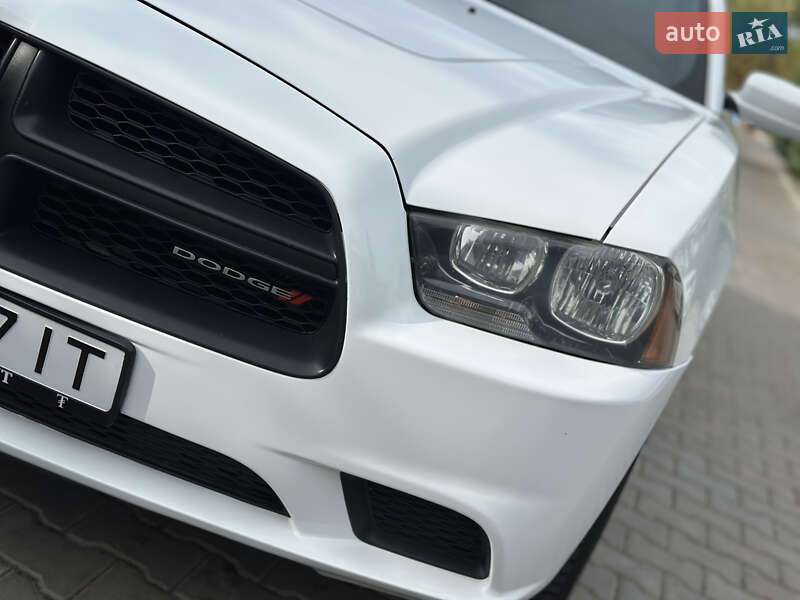 Седан Dodge Charger 2013 в Одесі
