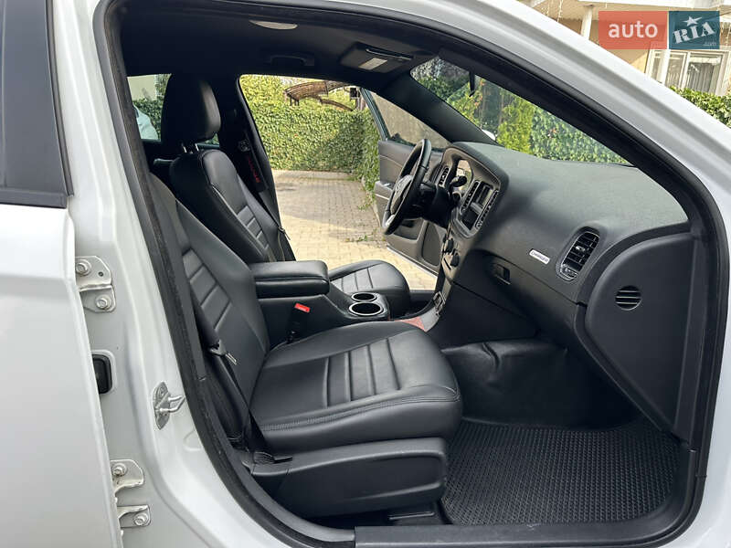 Седан Dodge Charger 2013 в Одесі