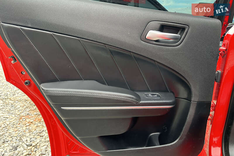 Седан Dodge Charger 2018 в Коломые