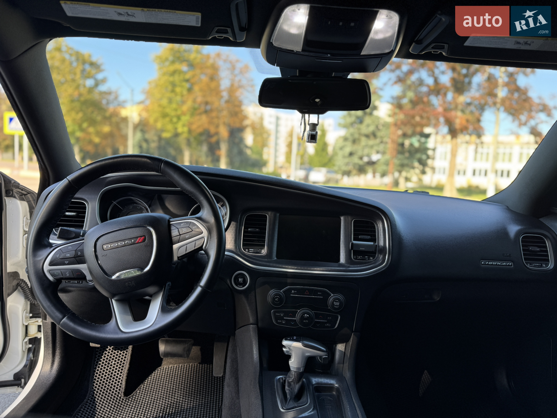 2016 Dodge Charger - мініатюра 46