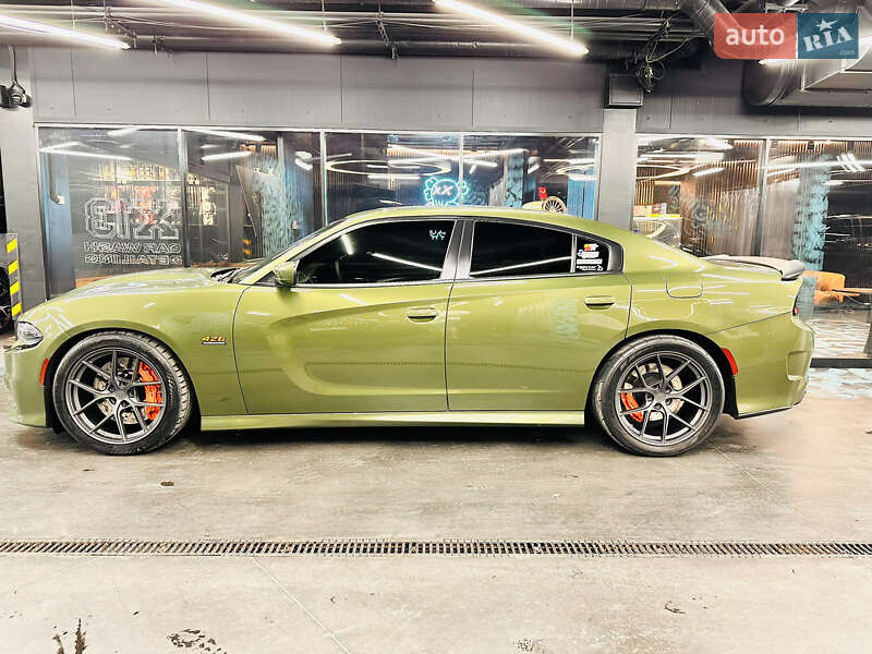 Седан Dodge Charger 2019 в Киеве