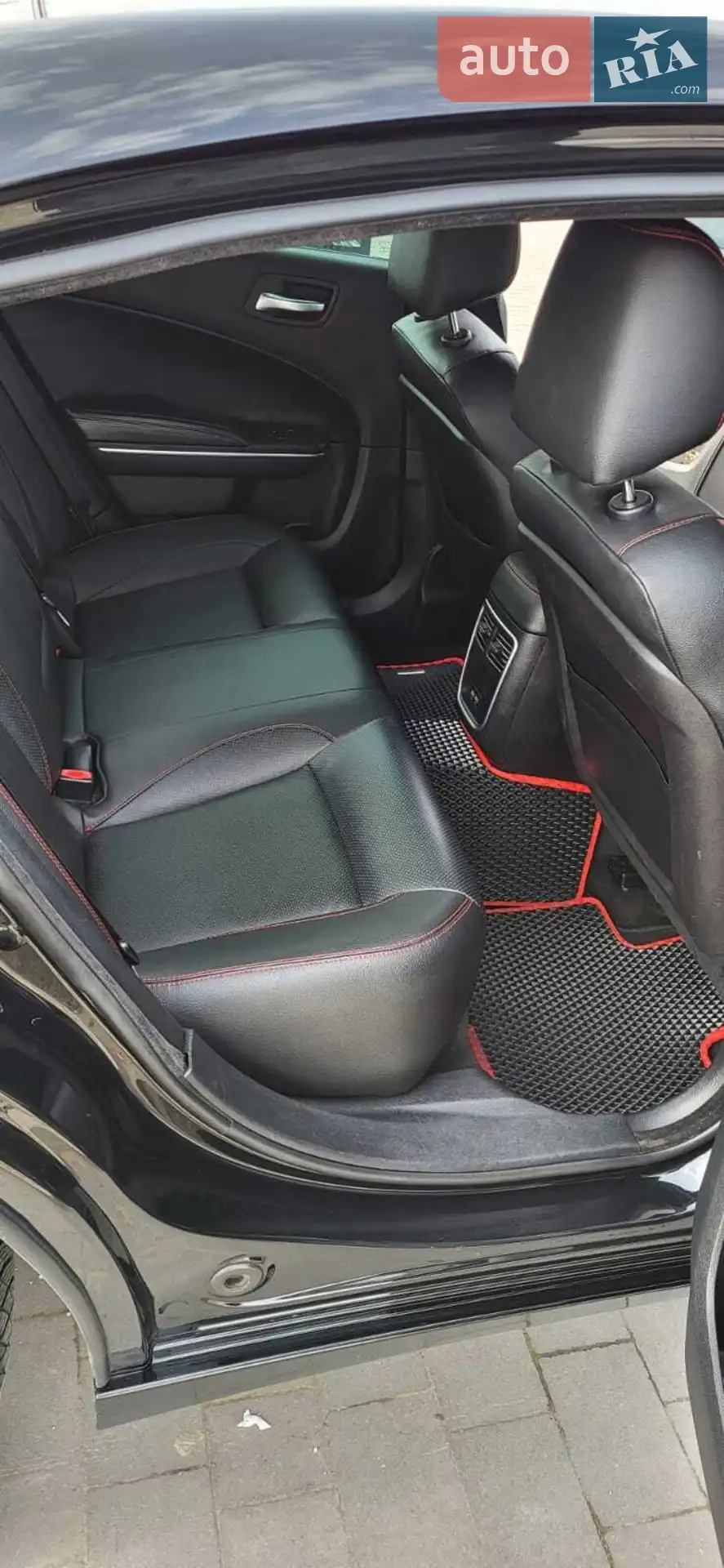 2015 Dodge Charger - мініатюра 28