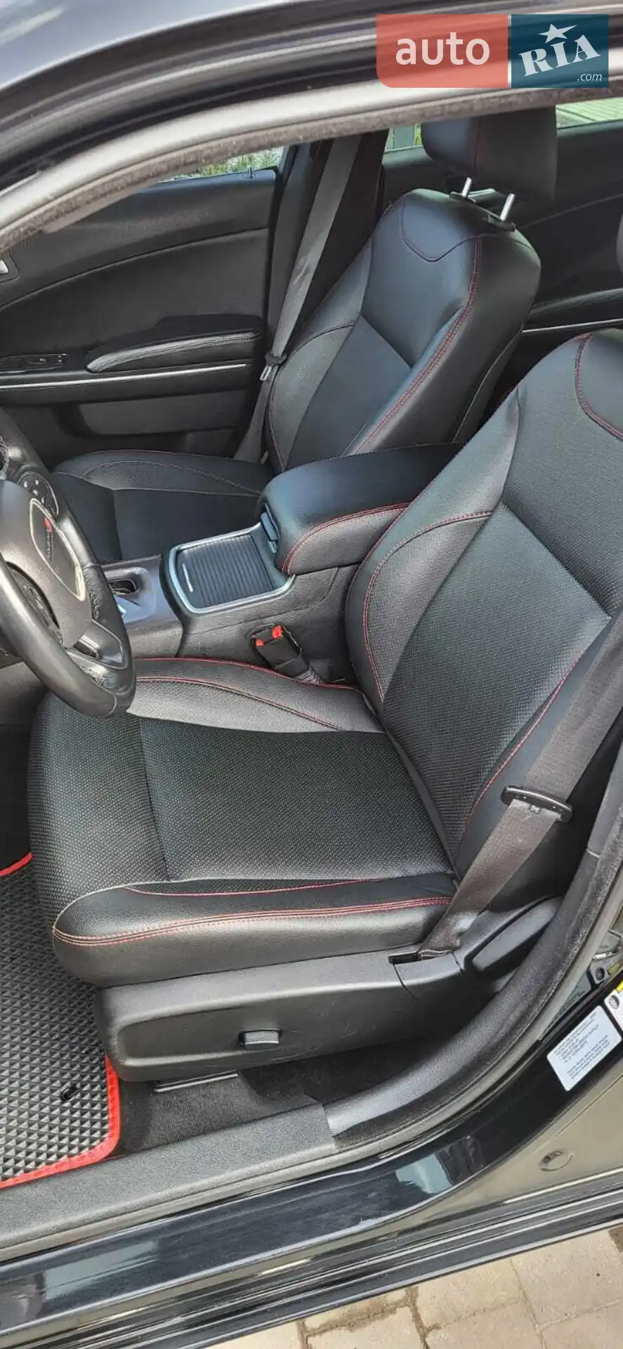 2015 Dodge Charger - мініатюра 33