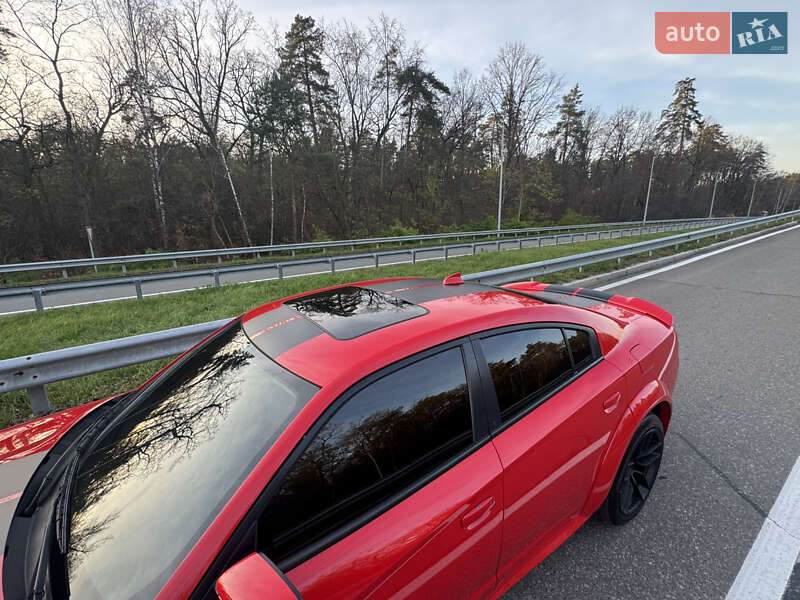 Седан Dodge Charger 2016 в Киеве