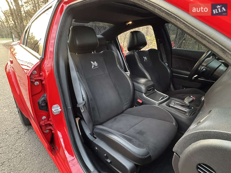 Седан Dodge Charger 2016 в Киеве