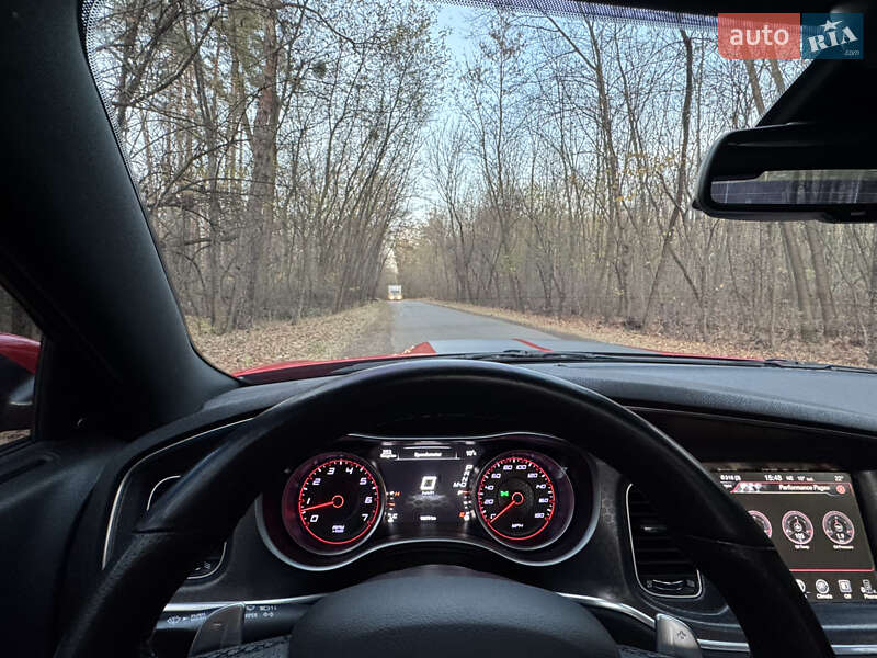 Седан Dodge Charger 2016 в Киеве