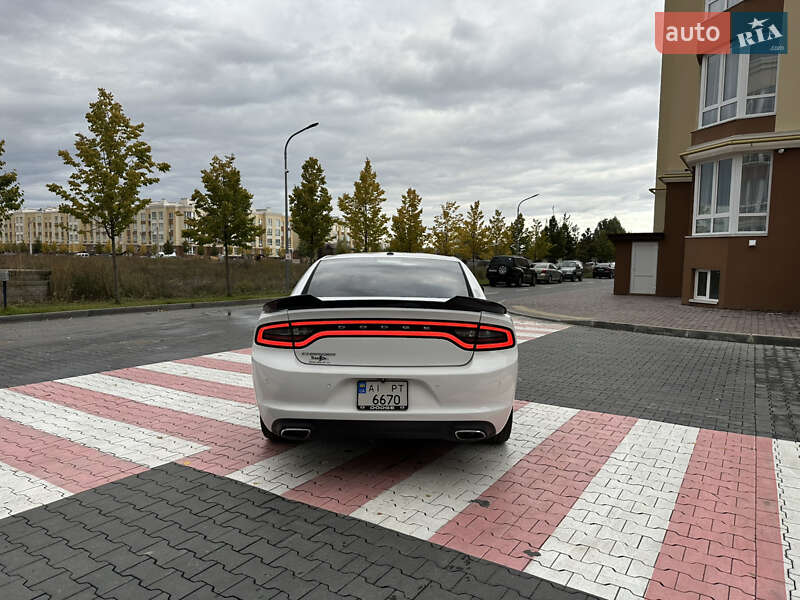 Седан Dodge Charger 2015 в Киеве