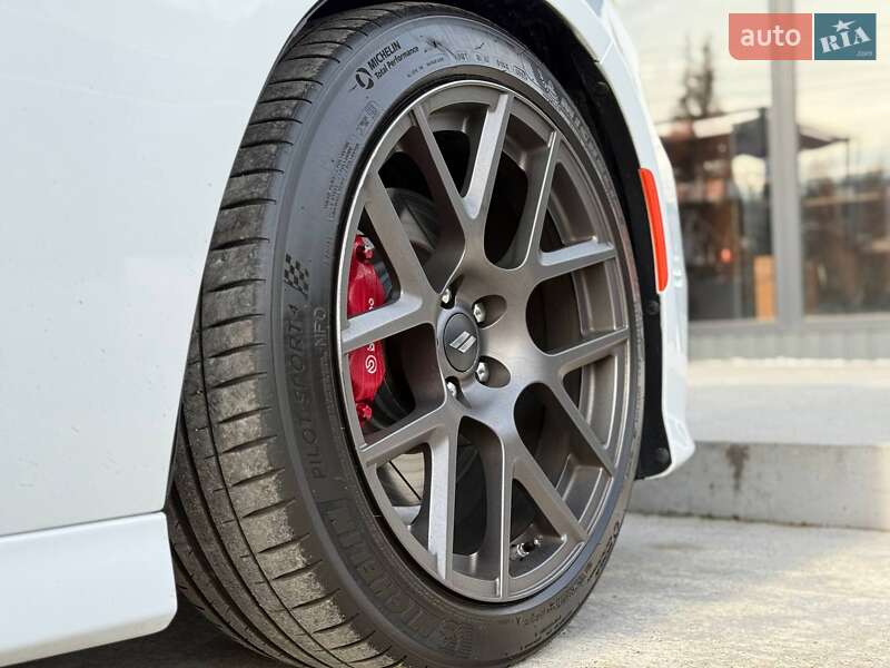 Седан Dodge Charger 2018 в Киеве