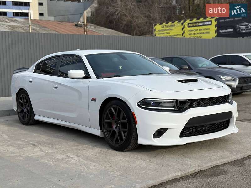 Седан Dodge Charger 2018 в Киеве