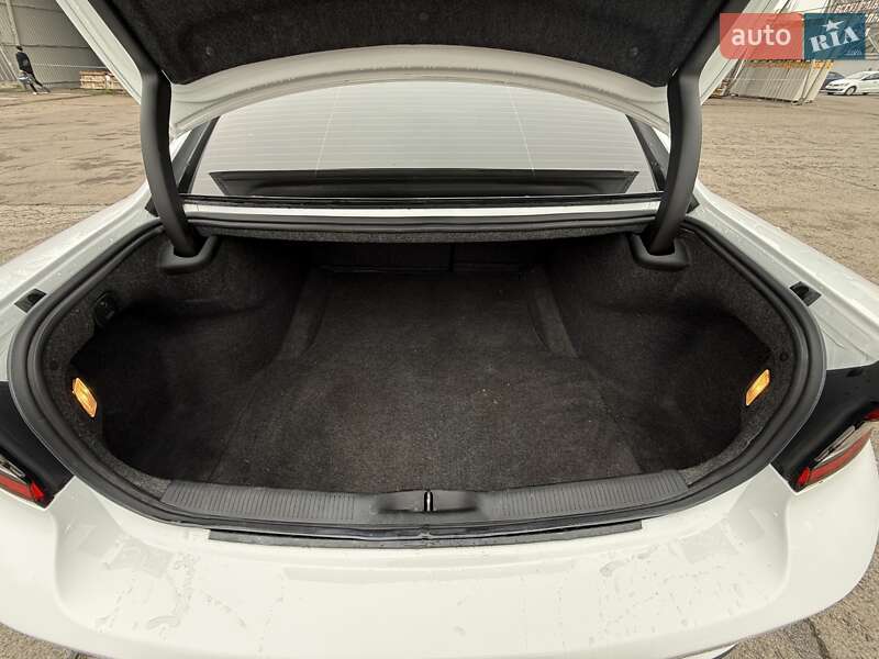Седан Dodge Charger 2021 в Николаеве