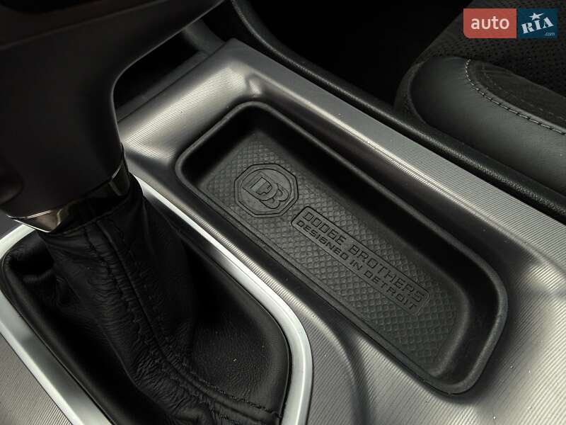 Седан Dodge Charger 2021 в Николаеве