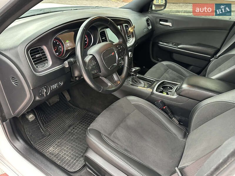 Седан Dodge Charger 2015 в Києві фото 27 Седан Dodge Charger 2015 в Києві