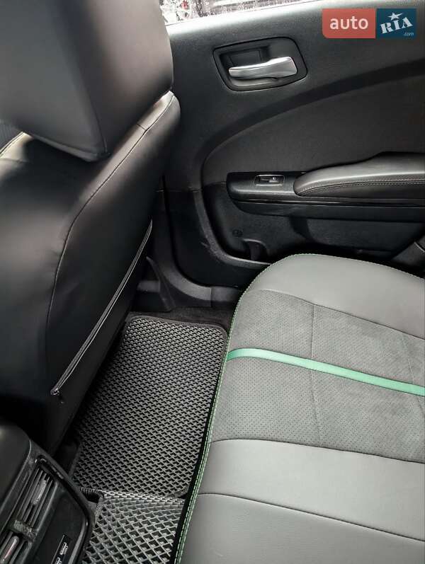 Седан Dodge Charger 2018 в Києві фото 18 Седан Dodge Charger 2018 в Києві