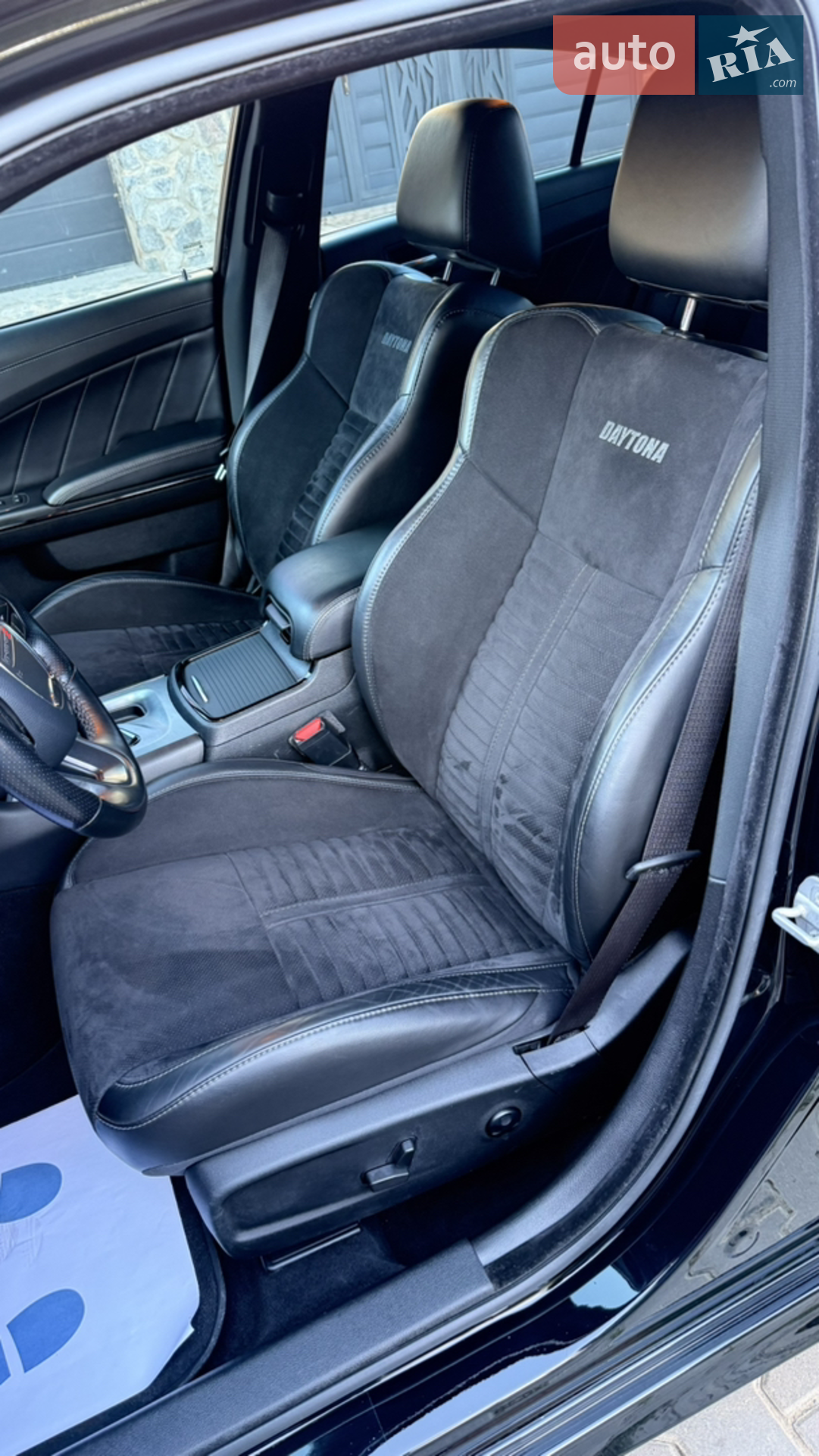 2021 Dodge Charger - мініатюра 35