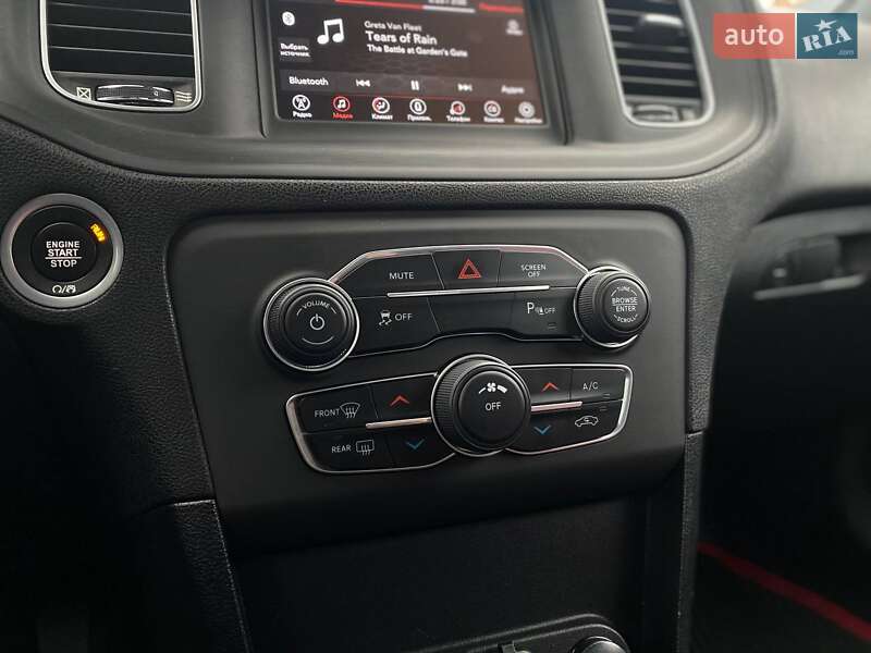 Седан Dodge Charger 2019 в Киеве