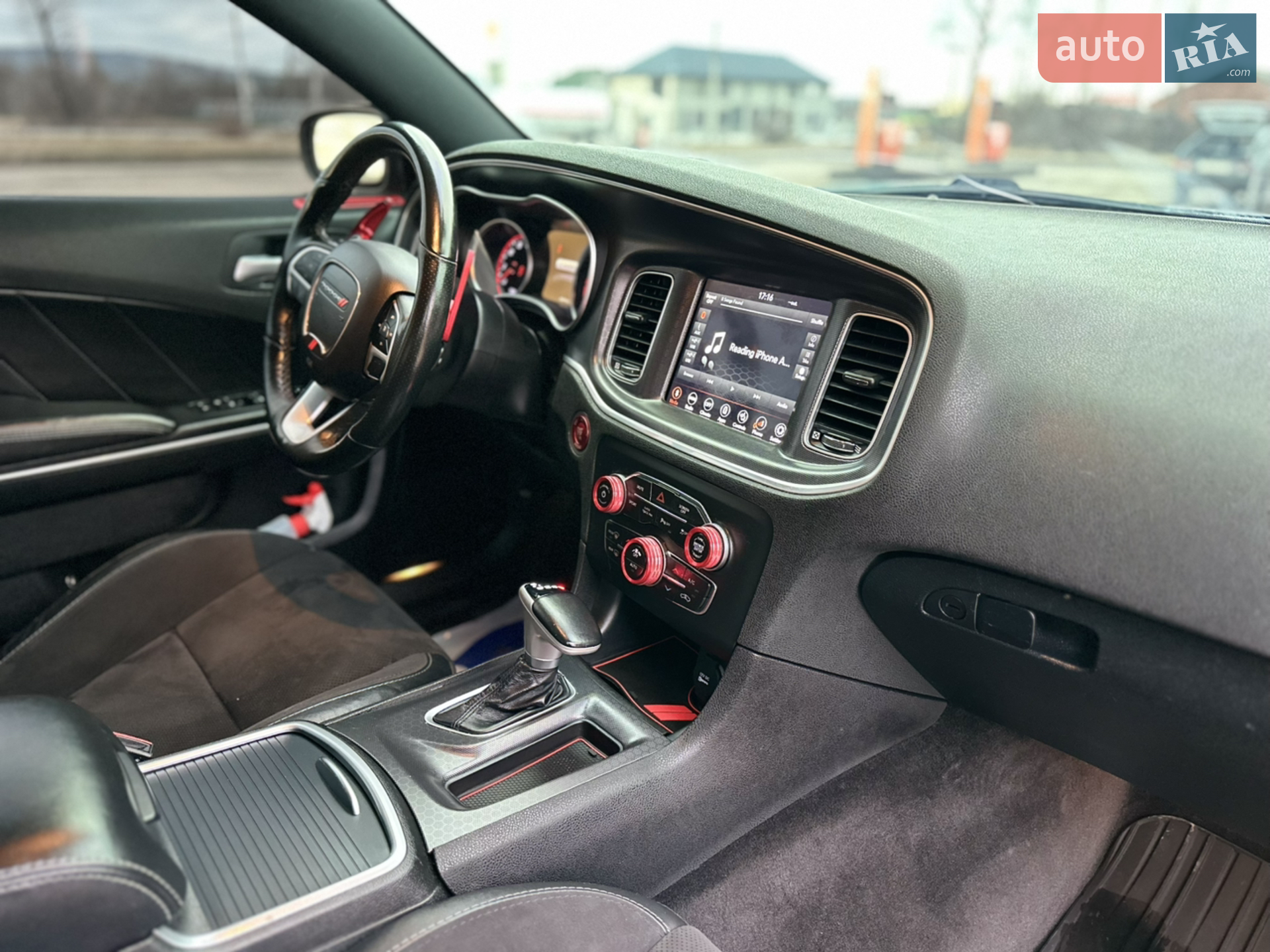 2018 Dodge Charger - мініатюра 32
