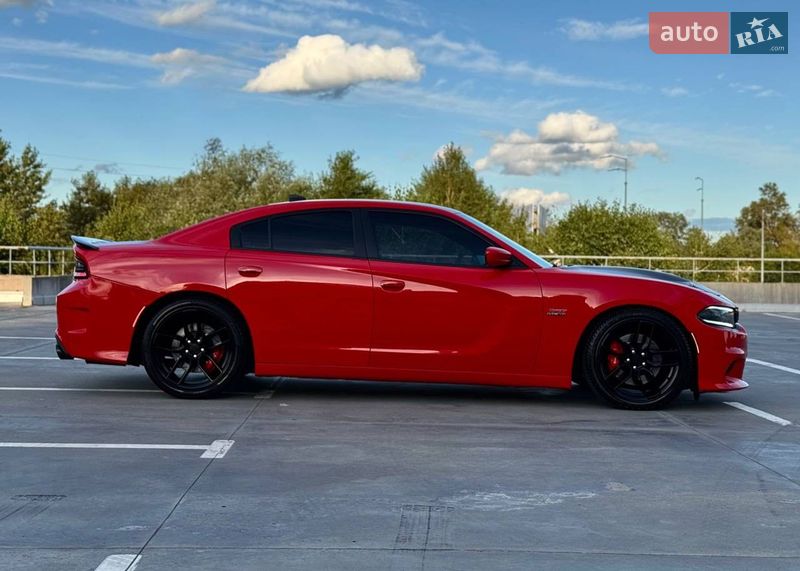 Седан Dodge Charger 2017 в Киеве