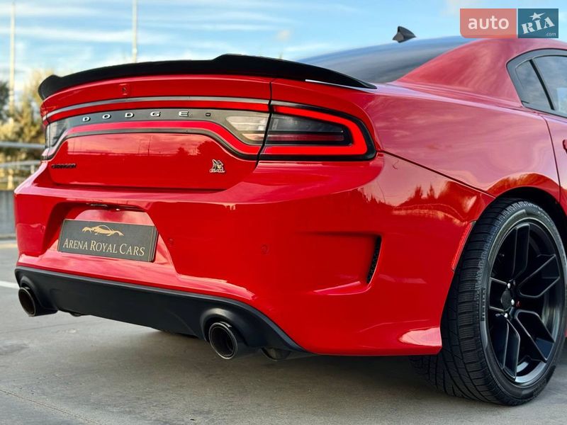 Седан Dodge Charger 2017 в Киеве