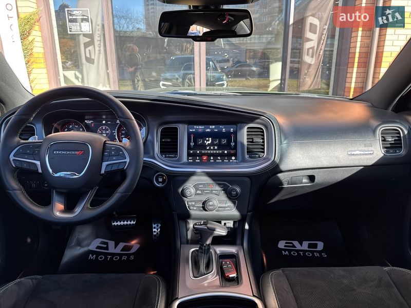 Седан Dodge Charger 2019 в Киеве