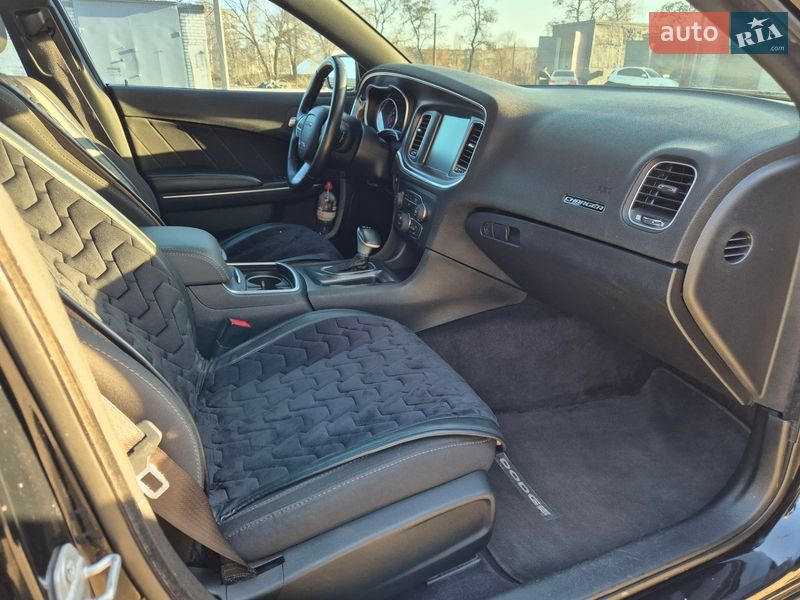 Седан Dodge Charger 2017 в Кременчуге