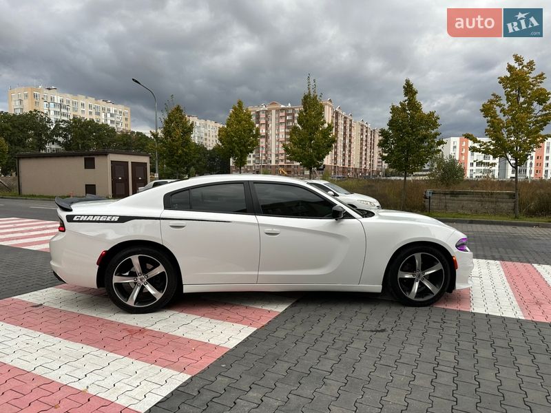 Седан Dodge Charger 2015 в Києві