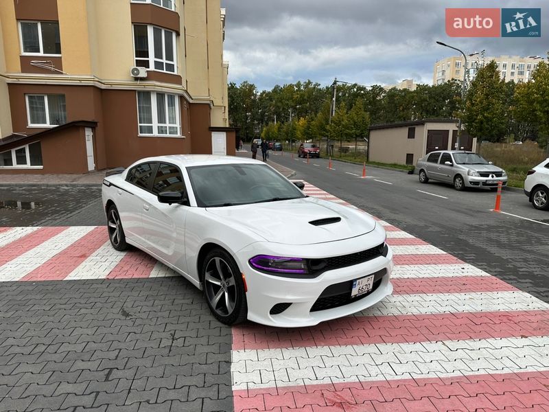 Седан Dodge Charger 2015 в Києві