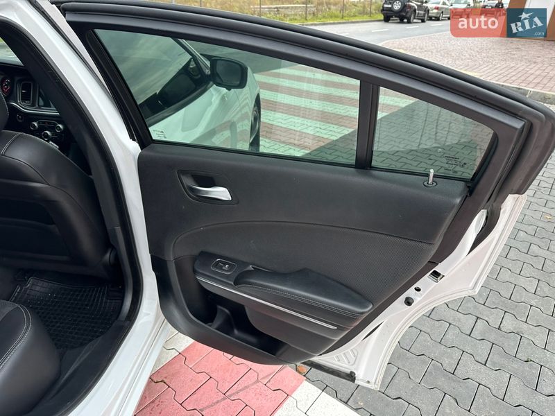 Седан Dodge Charger 2015 в Києві