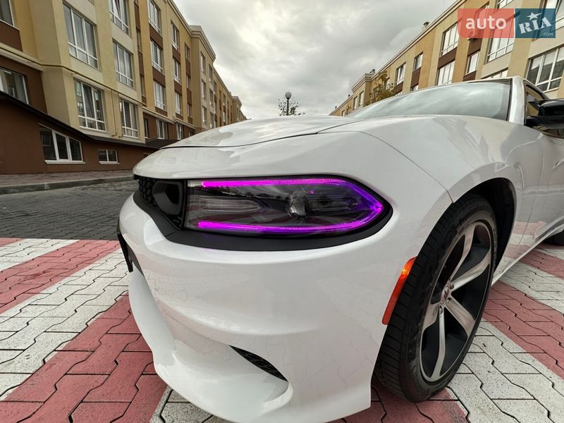 Седан Dodge Charger 2015 в Києві