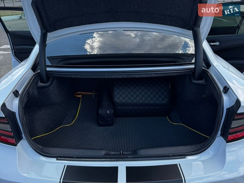 Седан Dodge Charger 2020 в Києві