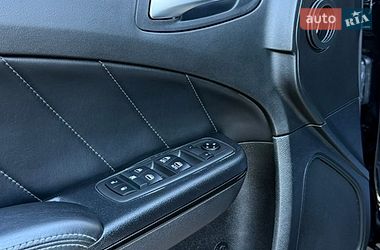 Седан Dodge Charger 2021 в Черновцах