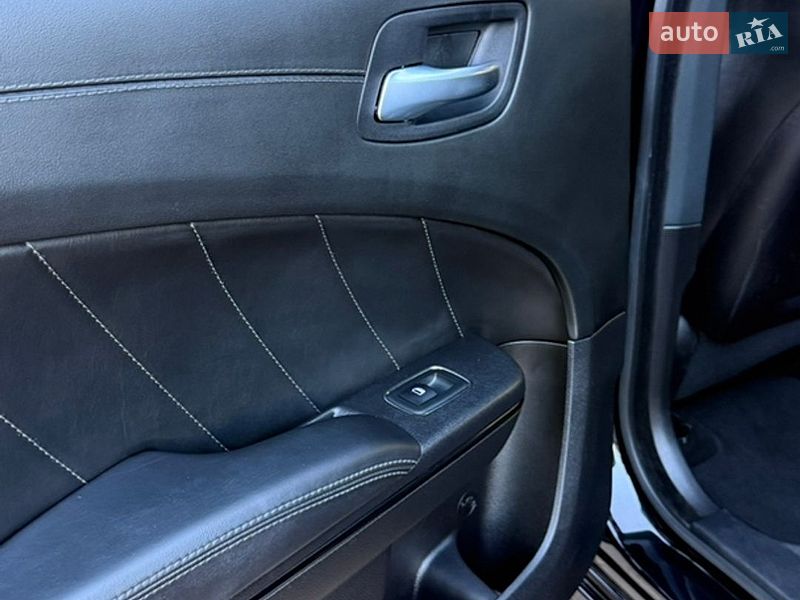 Седан Dodge Charger 2021 в Черновцах