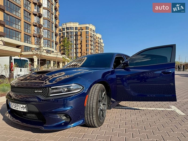 Седан Dodge Charger 2017 в Киеве