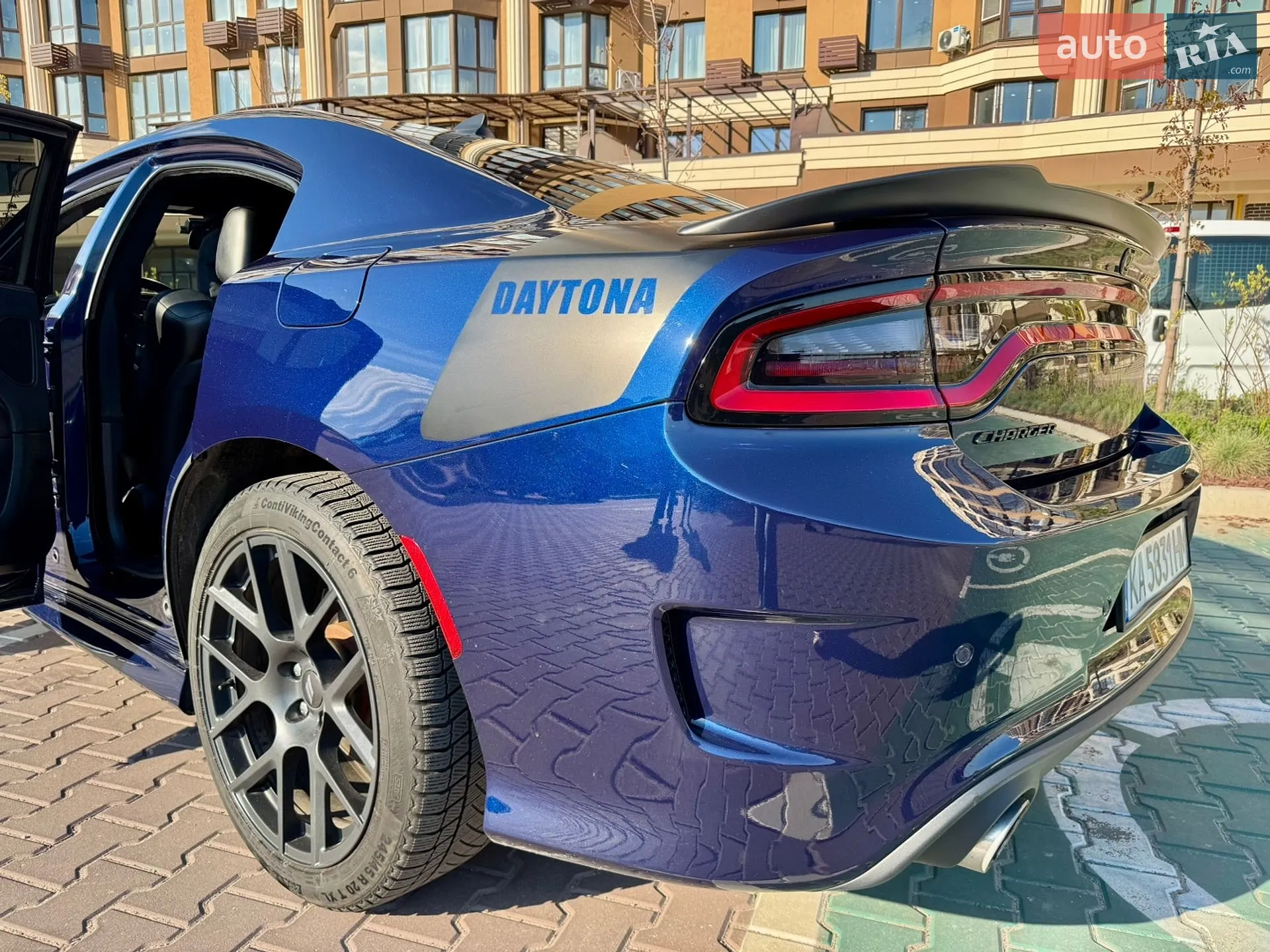 2017 Dodge Charger - мініатюра 2