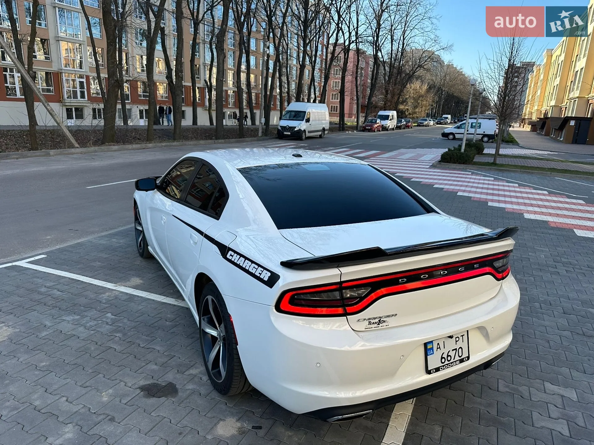 2015 Dodge Charger - мініатюра 14