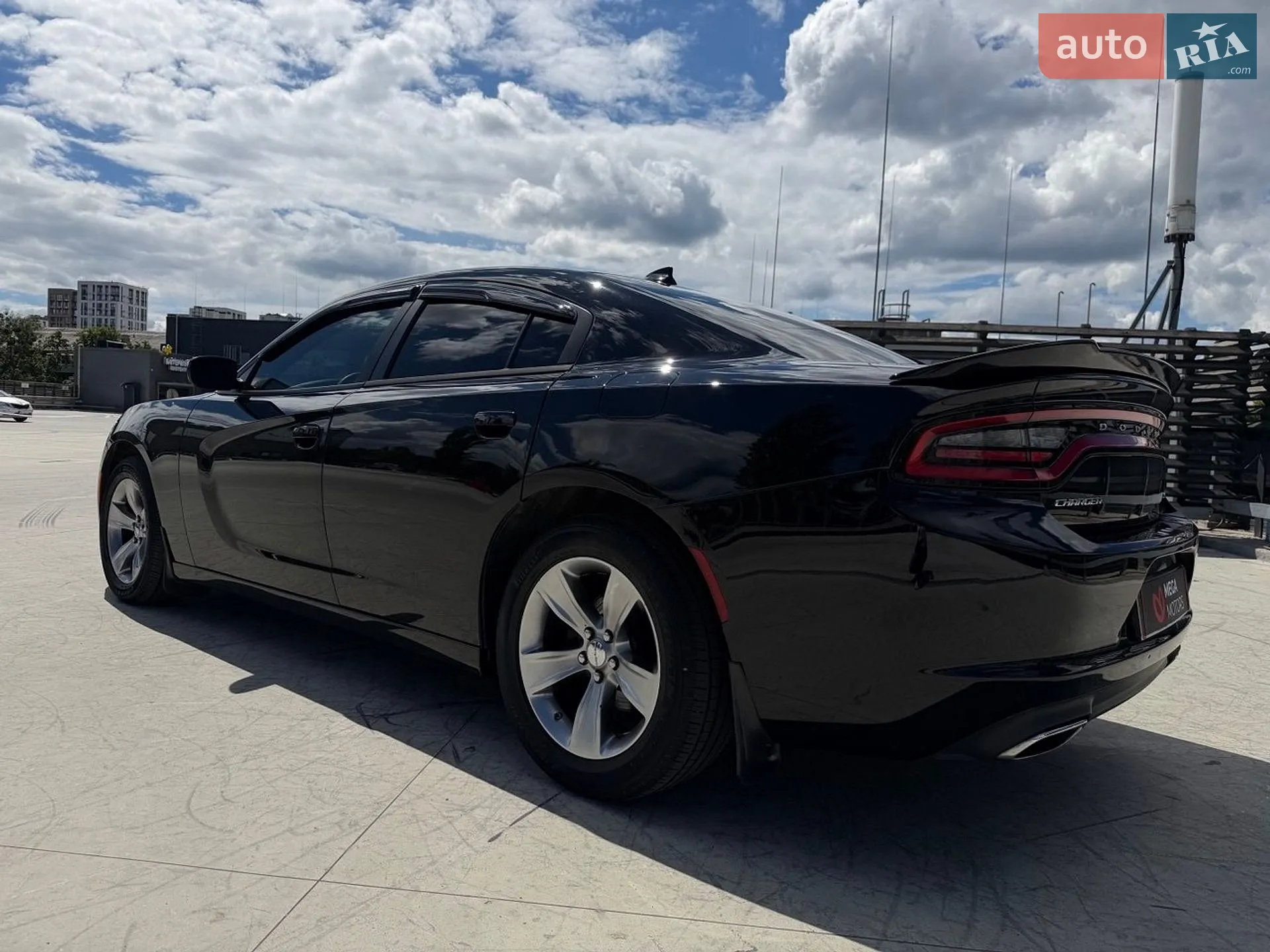 2016 Dodge Charger - мініатюра 4