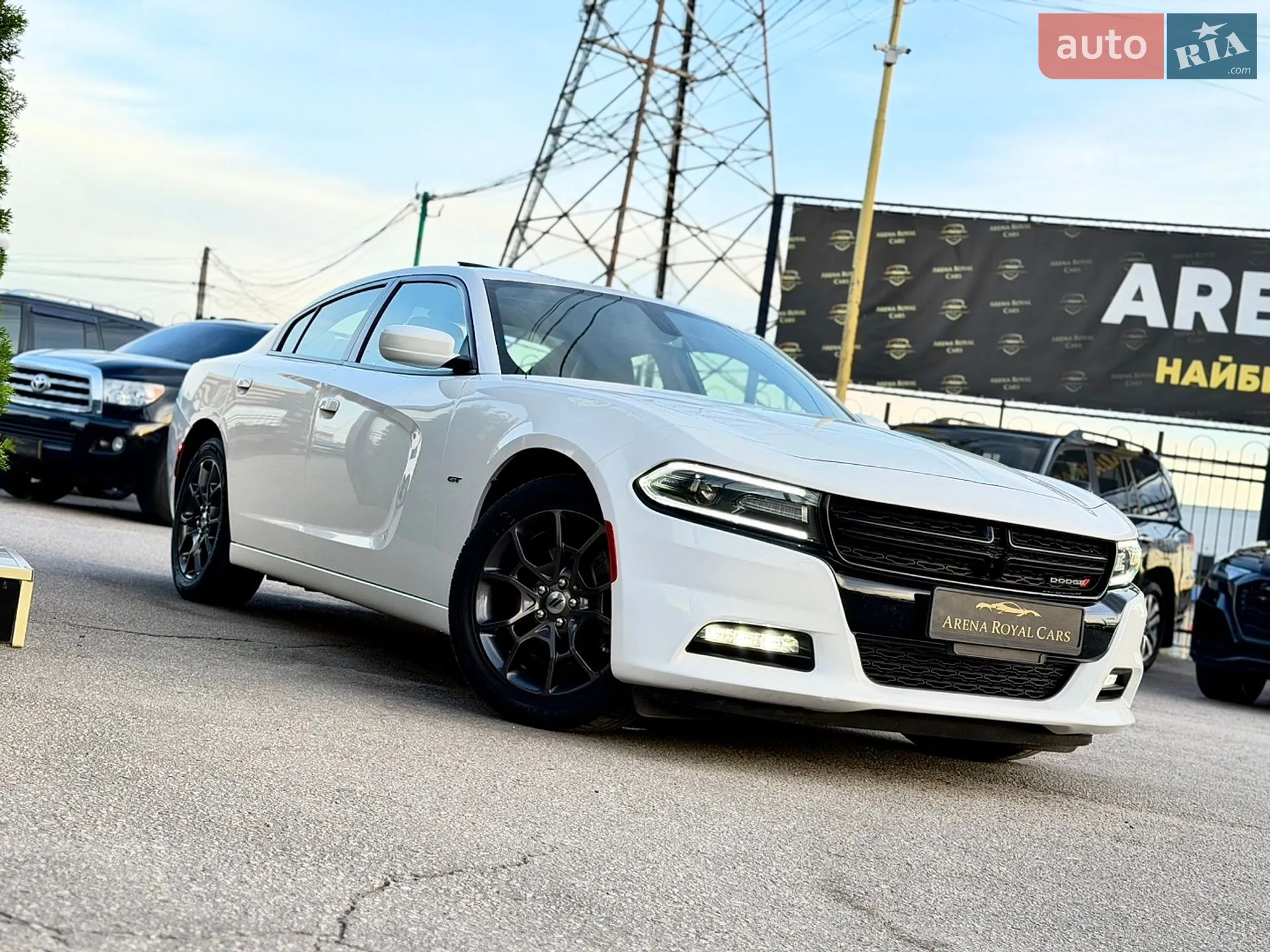 2017 Dodge Charger - мініатюра 3