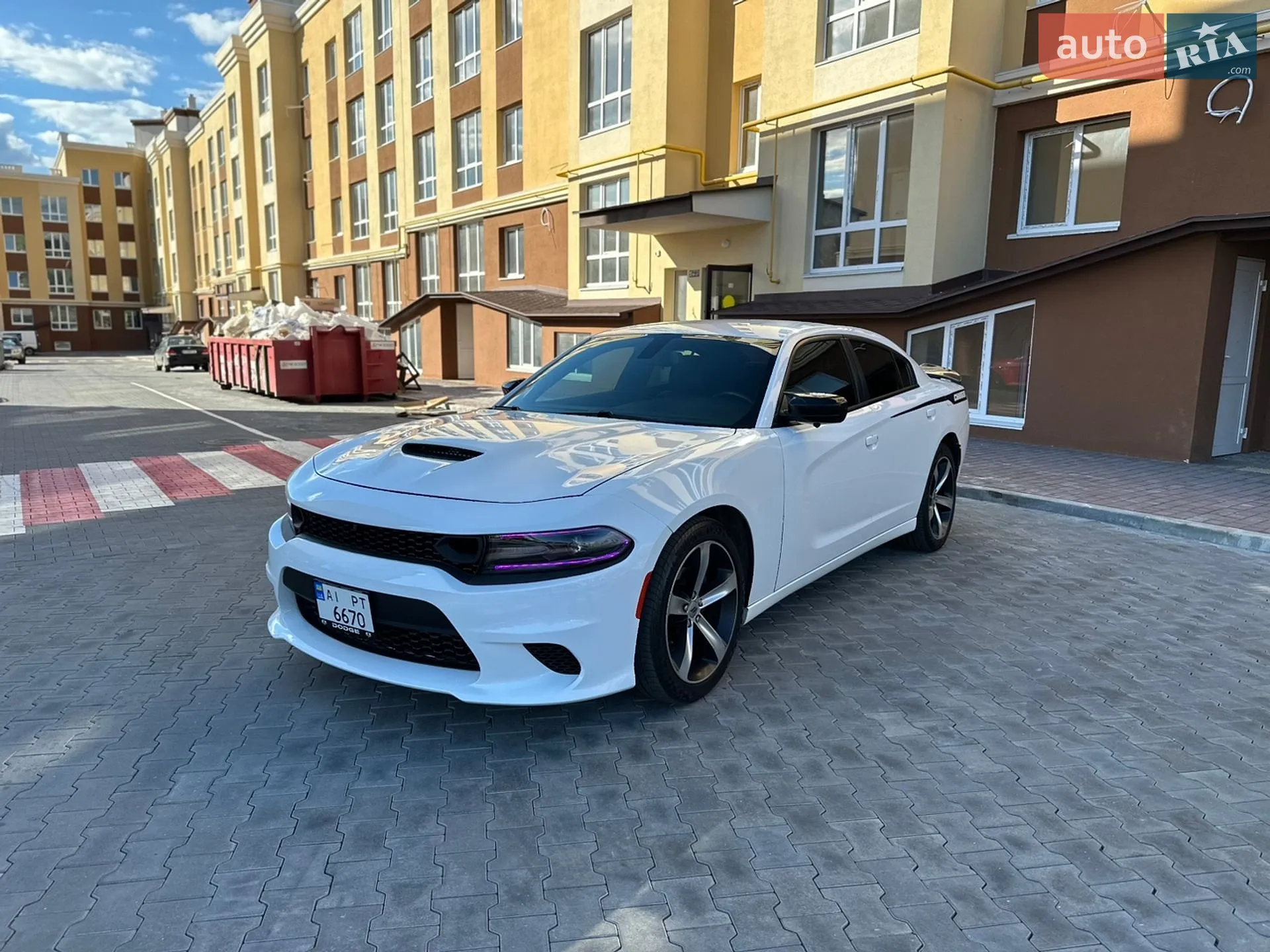 2015 Dodge Charger - мініатюра 2