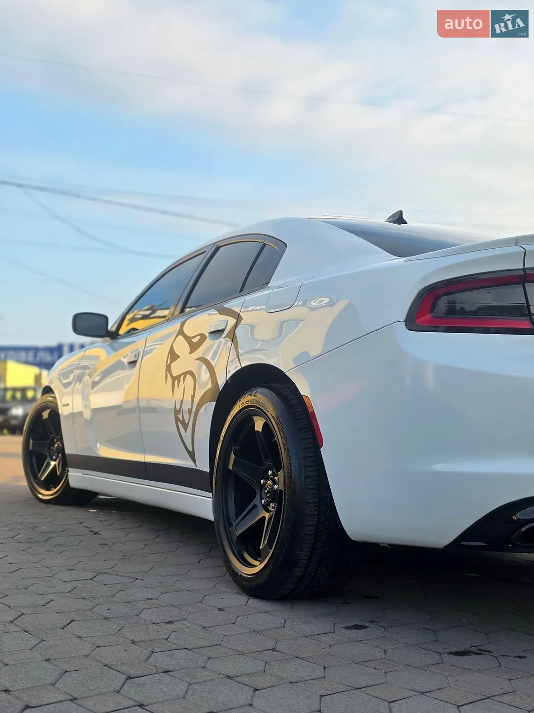 2016 Dodge Charger - мініатюра 12