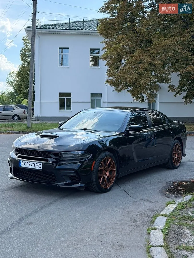 2020 Dodge Charger - мініатюра 3