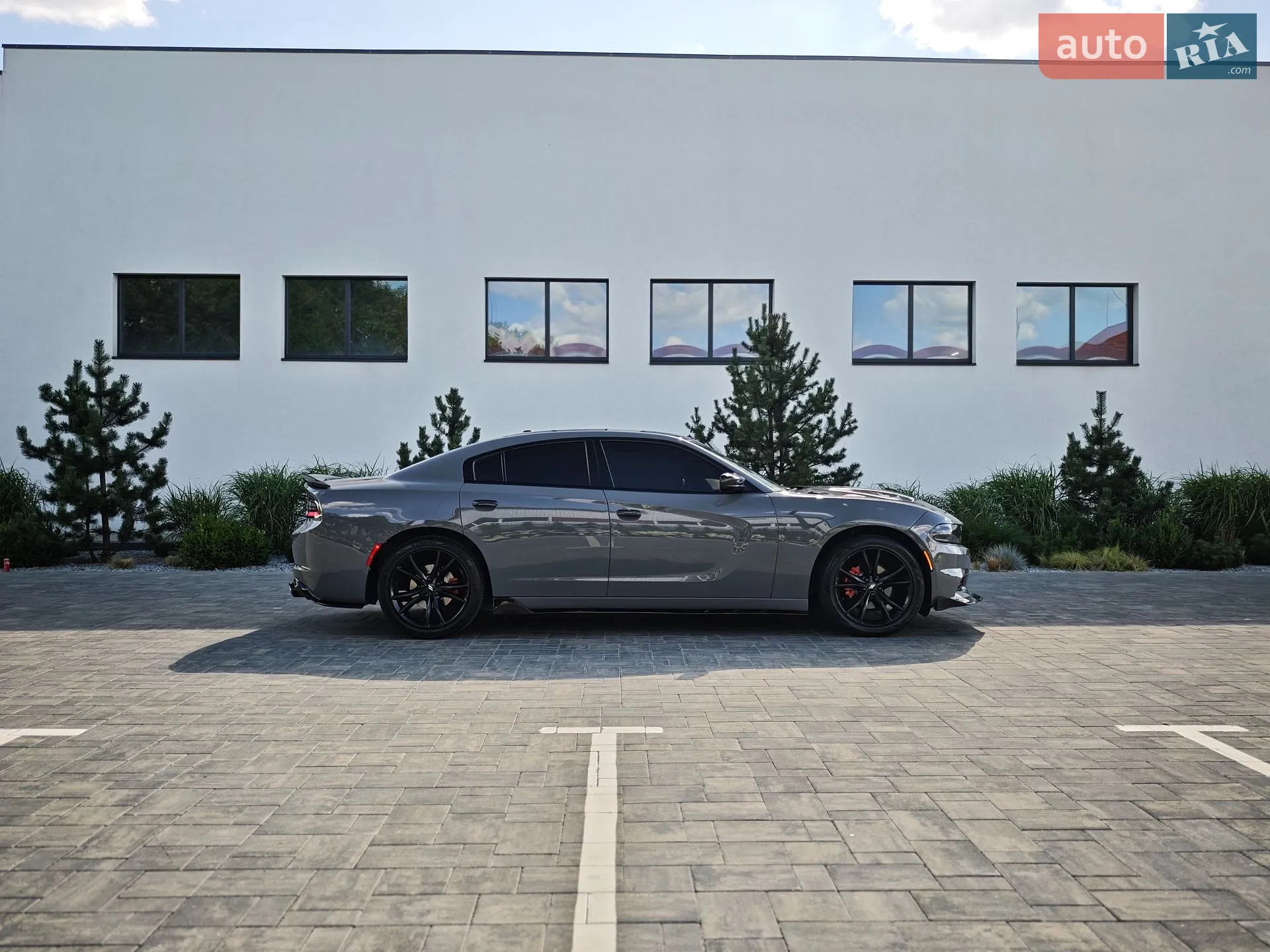 2017 Dodge Charger - мініатюра 24