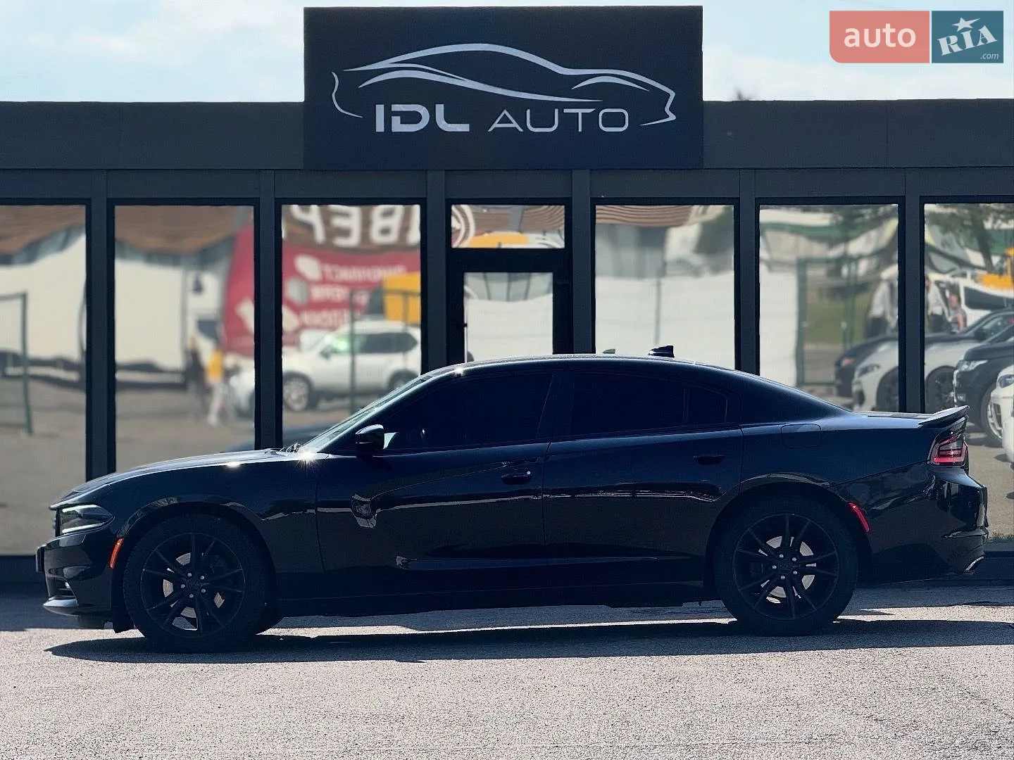 2016 Dodge Charger - мініатюра 3