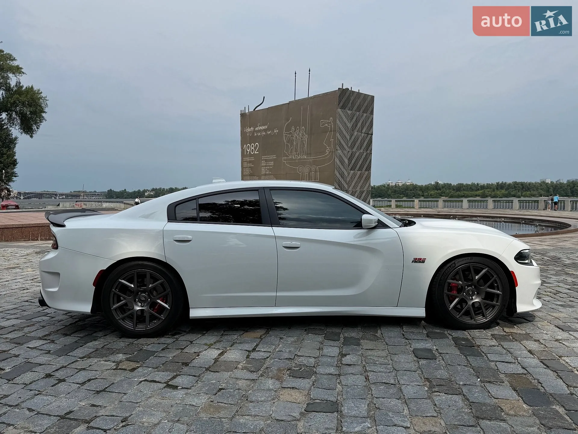 2018 Dodge Charger - мініатюра 8