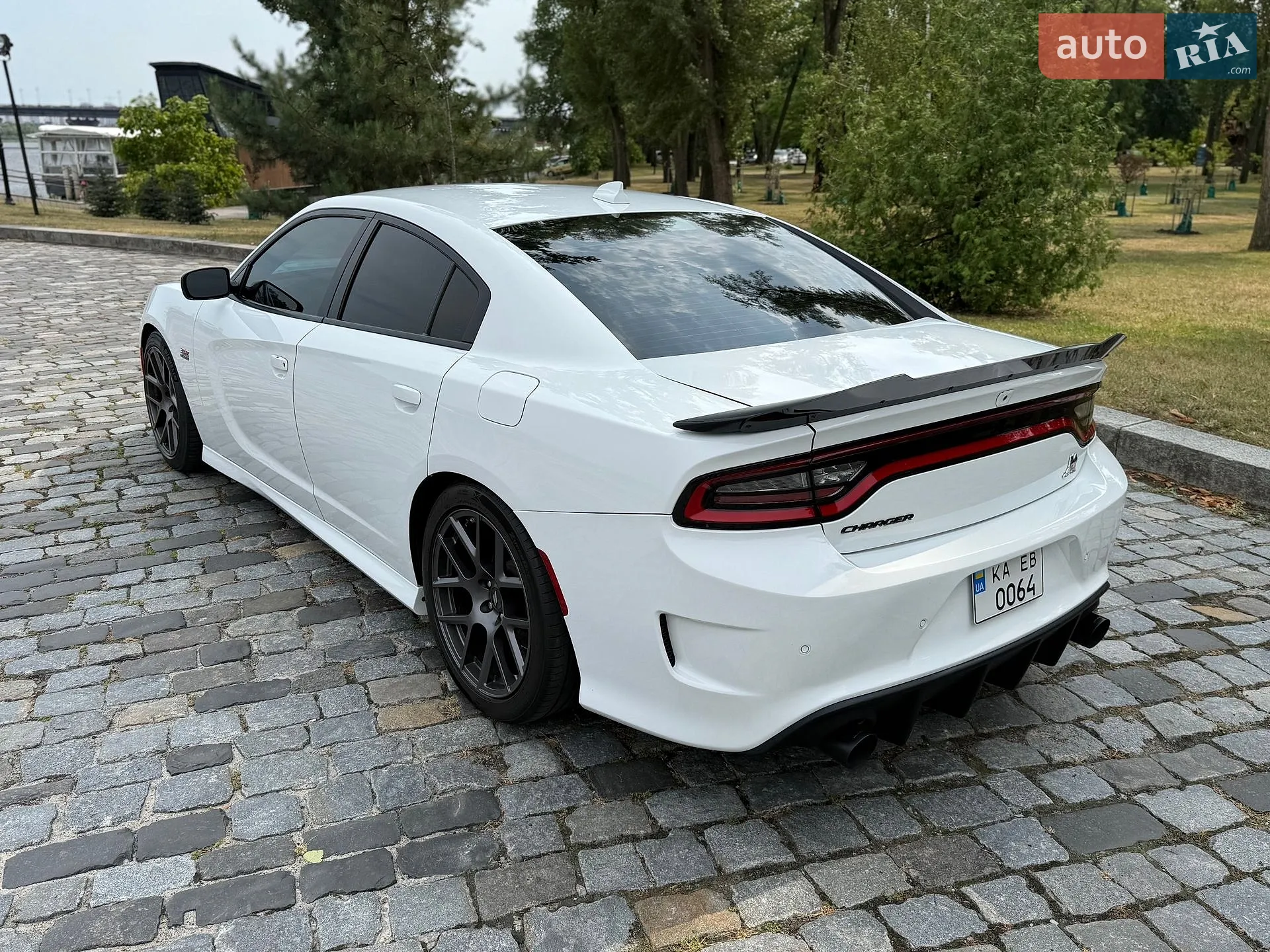 2018 Dodge Charger - мініатюра 13