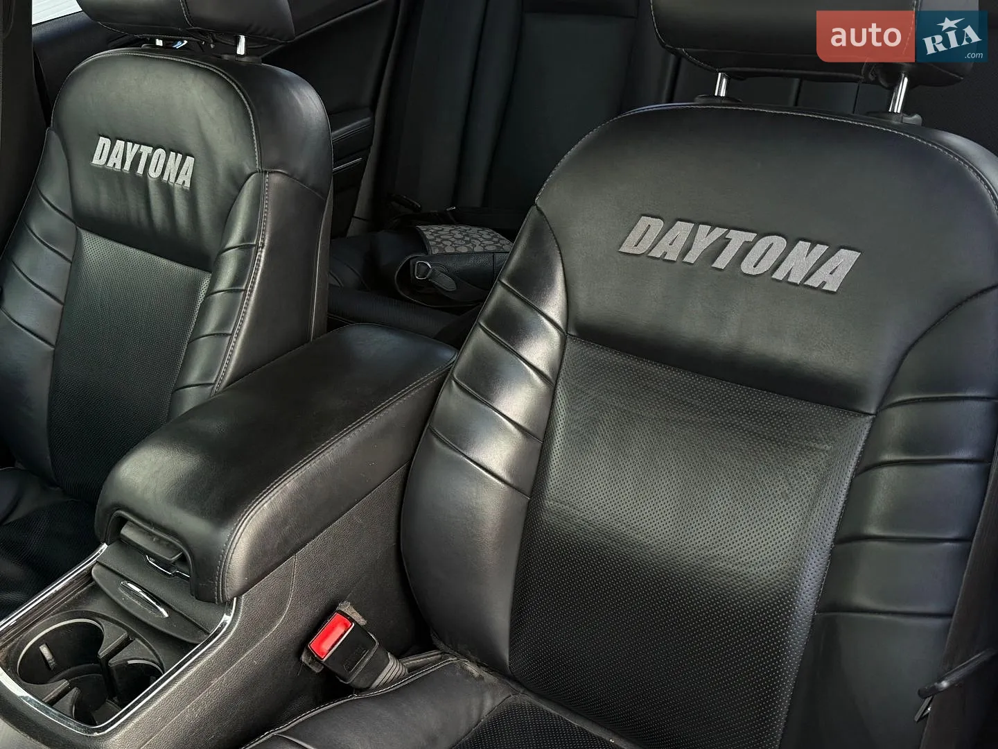 2013 Dodge Charger - мініатюра 39