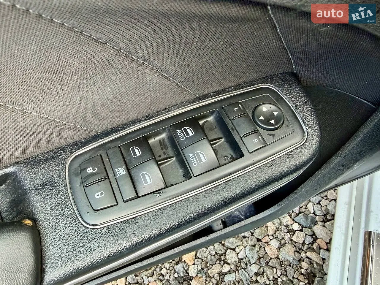 2015 Dodge Charger - мініатюра 24
